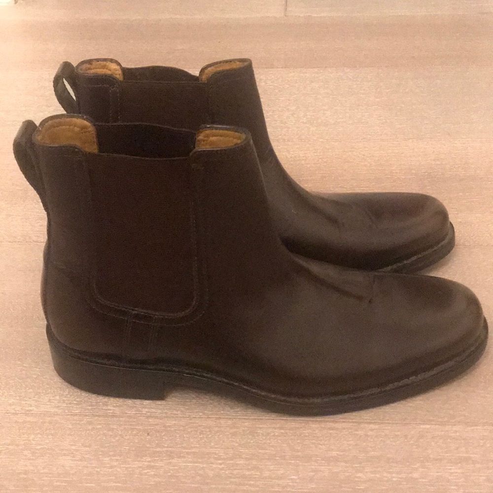Cole Hahn boots